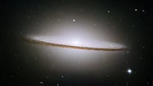 galaksi-sombrero-sang-topi-kosmis-di-tepian-virgo